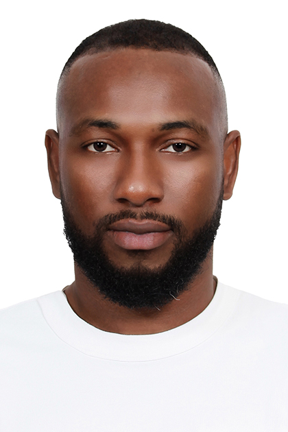 Take passport photo at professional studio in Ho Chi Minh City